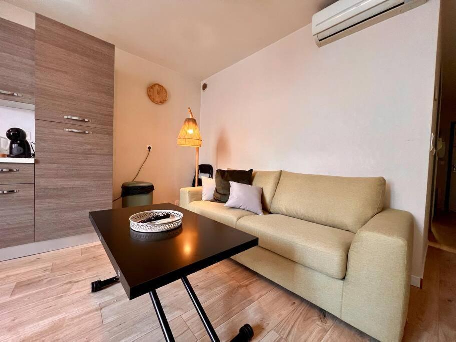 Appartement 4 Prsn Au Pied De La Citadelle *